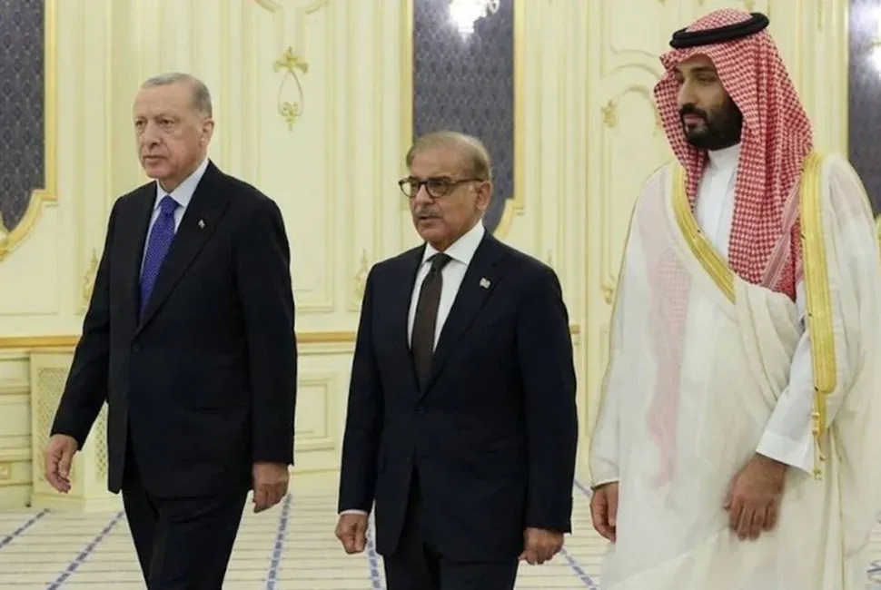 Türkiye, Pakistan ve Suudi Arabistan’dan Savunmada Yeni Dönem: İlk Toplantı İstanbul’da Yapıldı