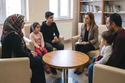 Ailelere Ücretsiz Danışmanlık Desteği: 81 İlde Başvuru Yapılabiliyor